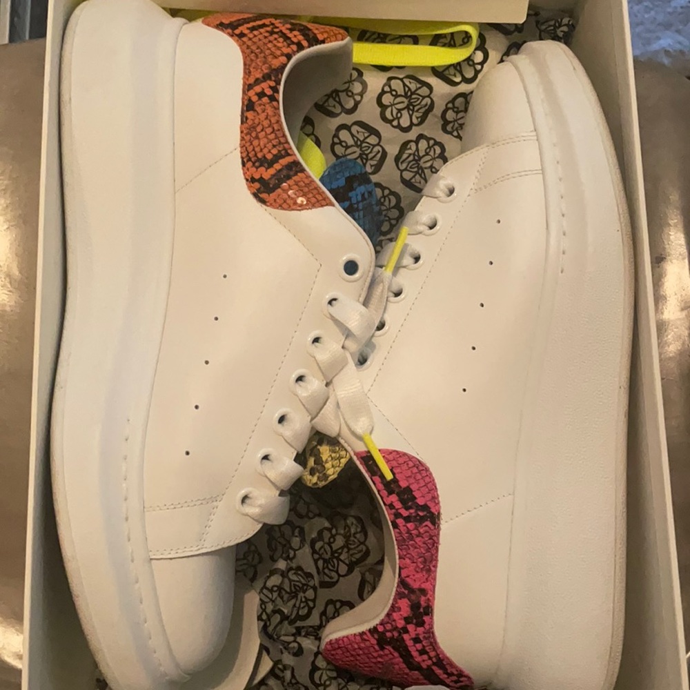 Alexander McQueen sneaker